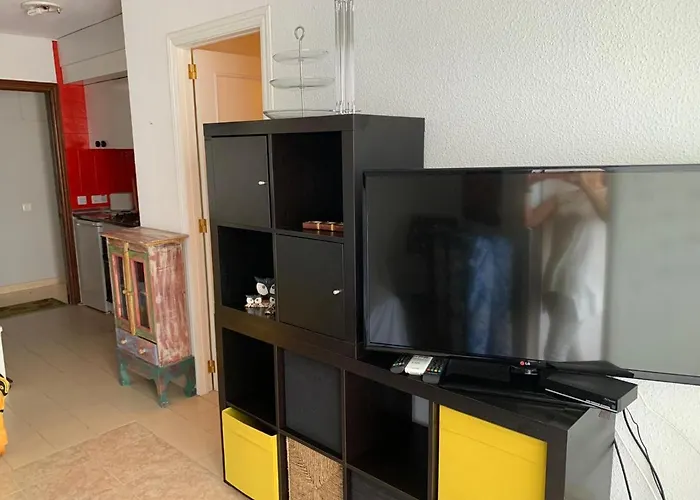 Service Lazaro- Aguamarina 13-b Appartement